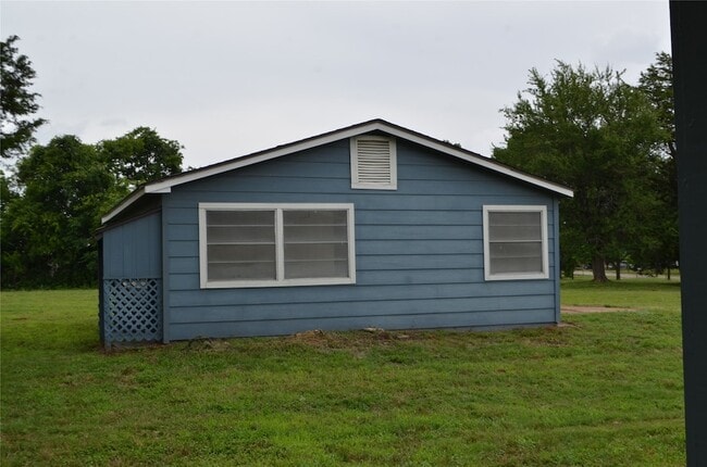 Photo - 2020 Gage Rd