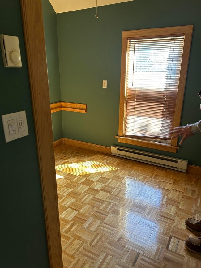 Photo - 12 Central St Unidad Top Floor