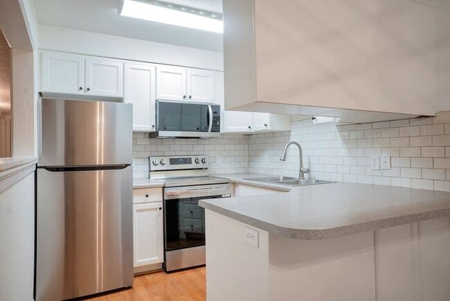 Photo - Top Floor Provo condo w private balcony