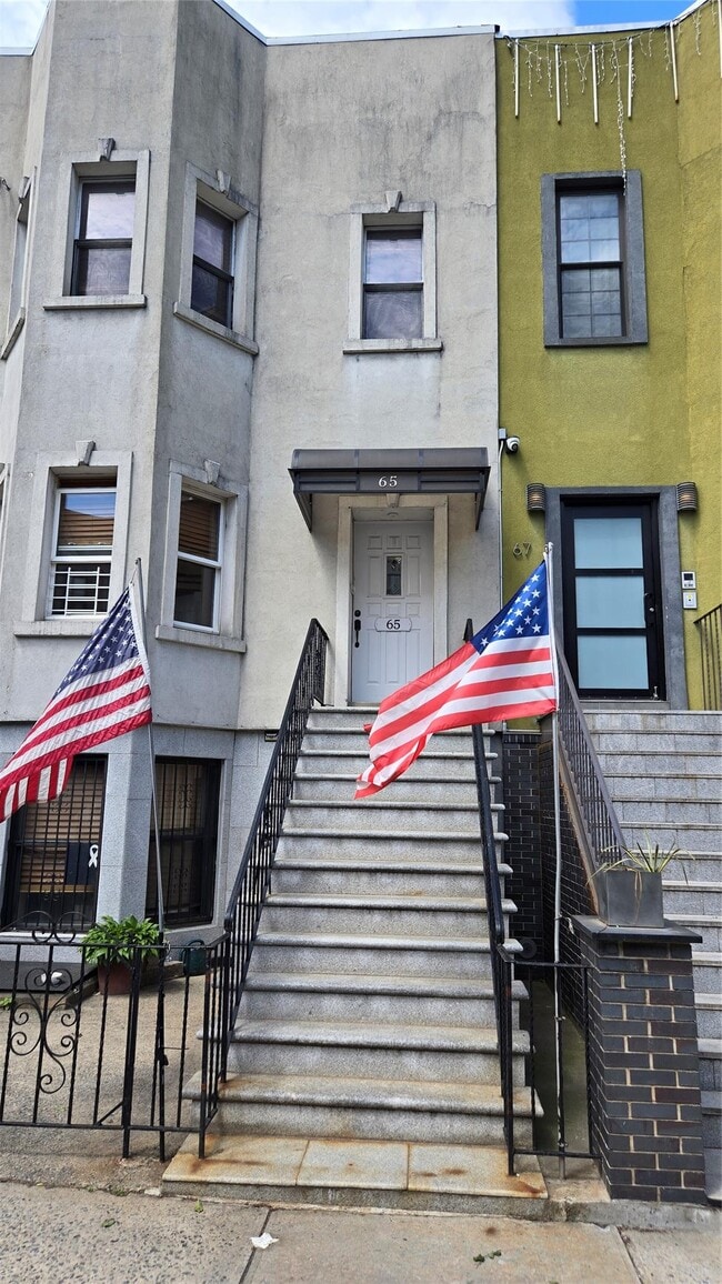 Photo - 65 Hausman St Apartment Unit 2nd Floor