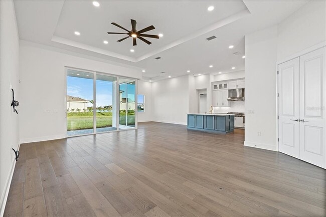 Photo - 8250 Nevis Run