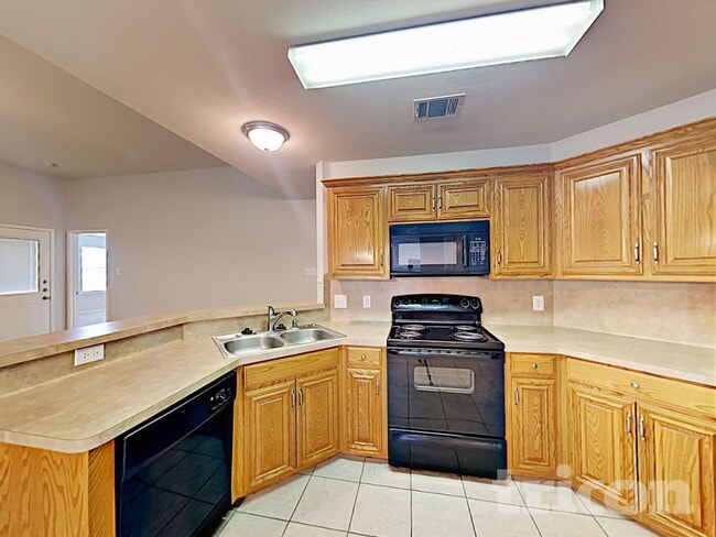 Photo - 10712 Braemoor Dr