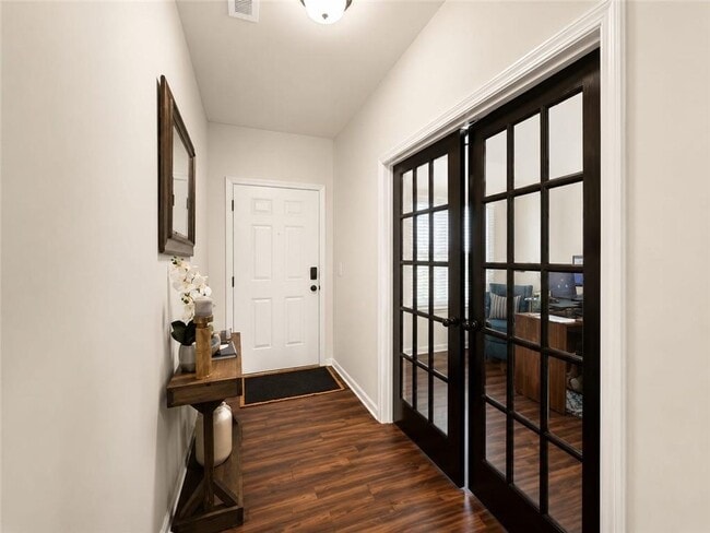 Photo - 2308 Hastings Mnr Ln