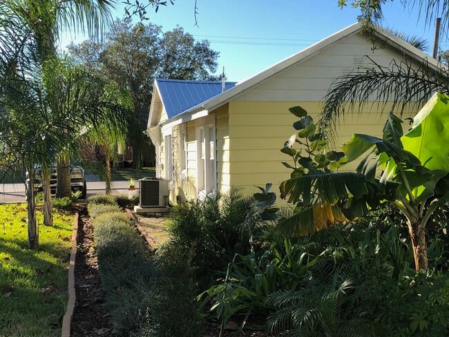 Photo - 714 Spring St