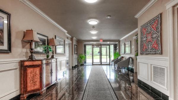 Photo - Richmond Hill Apartments