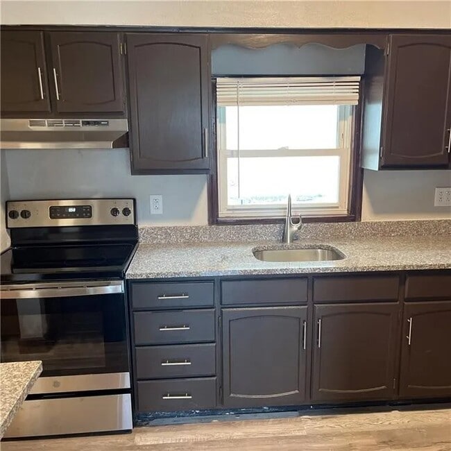 Photo - 500 Highland Ave