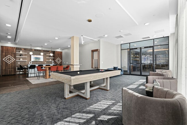 Photo - The Metropolitan