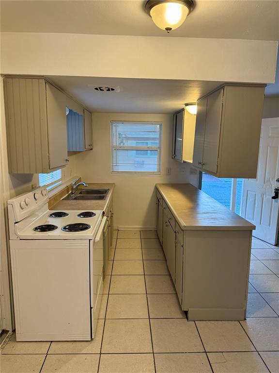 Photo - 908 Beverly Ave NW