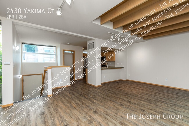 Photo - 2430 Yakima Ct