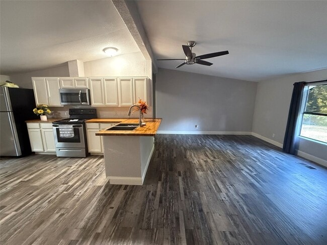 152 Pennell Rd