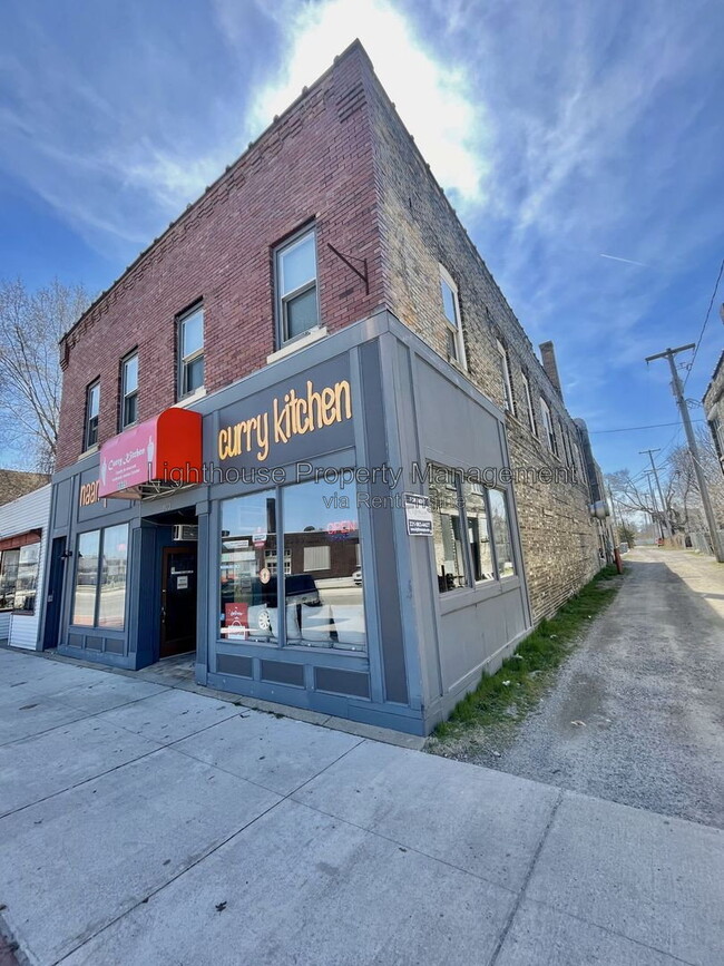 Building Photo - 1133 3rd St Unit 3