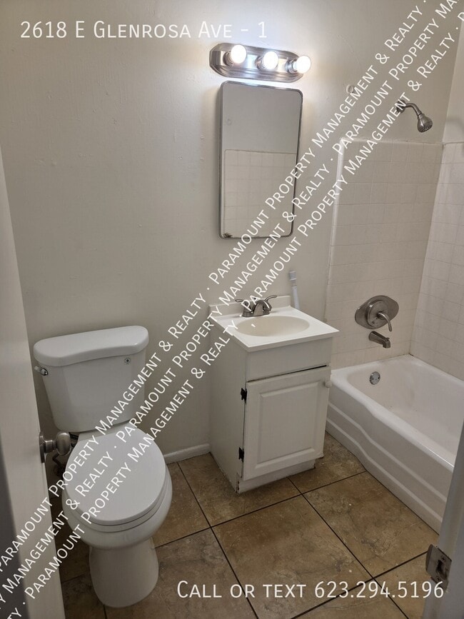 2618 E Glenrosa Ave Unit 1
