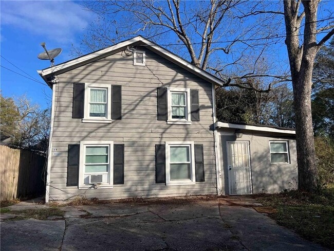 Building Photo - 926 Moreland Ave SE