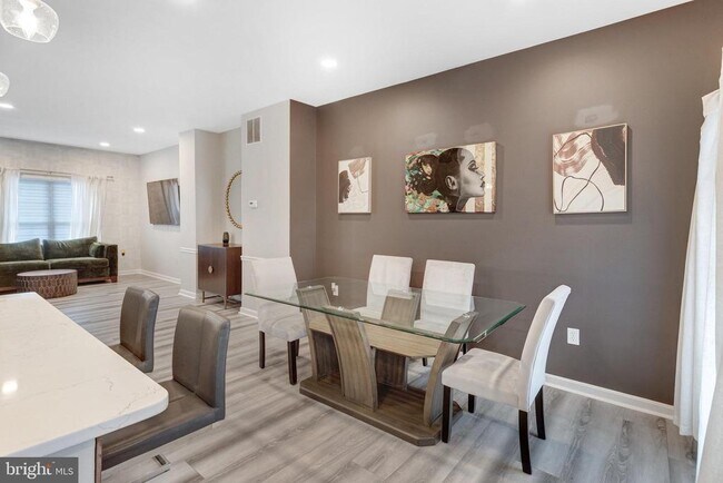 Photo - 14118 Carmody Pl