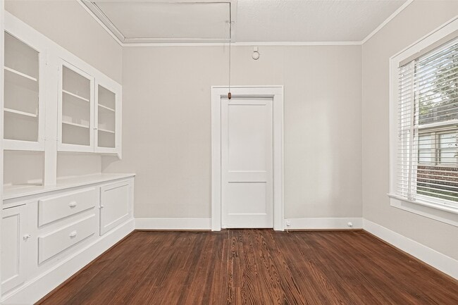 Photo - 1603 Branard St House