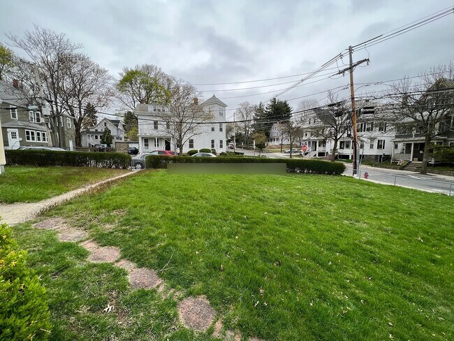 Photo - 80 Curtis St