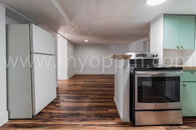 Photo - 4824 Webster St Unit 4824/4820