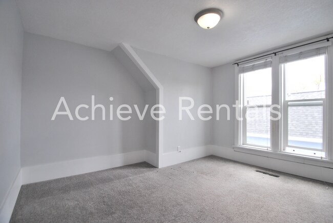 Photo - 24 S 300 E Unit Upstairs