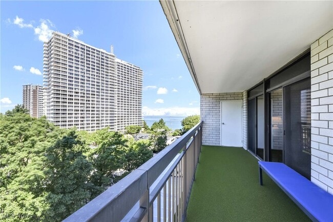 Photo - 12550 Lake Ave Unidad 706