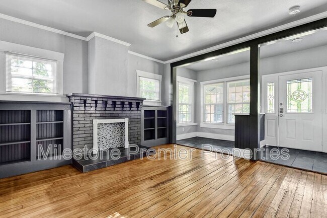 Photo - 105 W Morton St