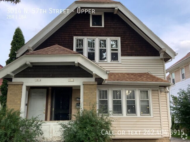 Building Photo - Three Bedroom Spacious Upper Duplex Unit Upper Rental