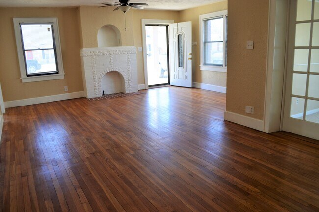 Photo - 3904 Fountain Ter