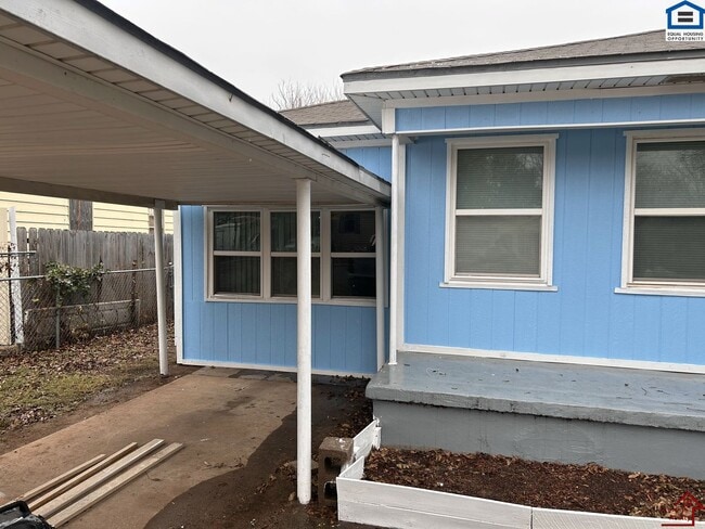 Photo - 2329 SW Tulane Ave