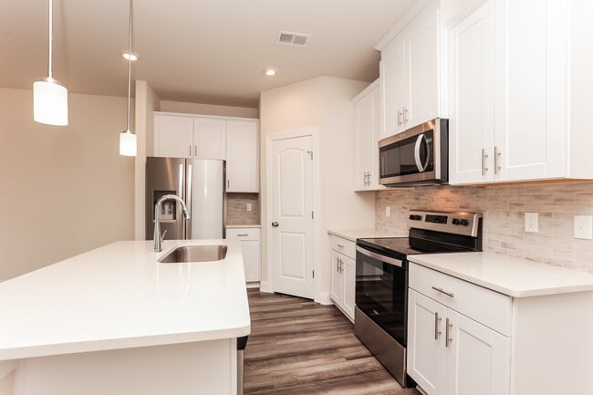 Photo - 809 Arrington Wy