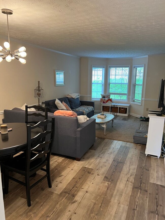 Photo - Sleepy Hollow Townhome - Convenient Location and Privacy