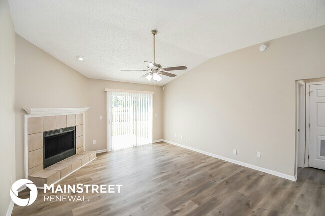 Photo - 542 Ashcroft Landing Dr
