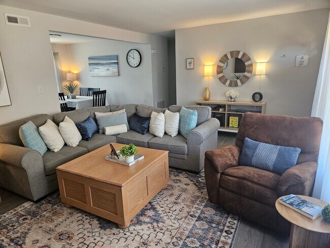 Photo - 2213 Wharton Ave