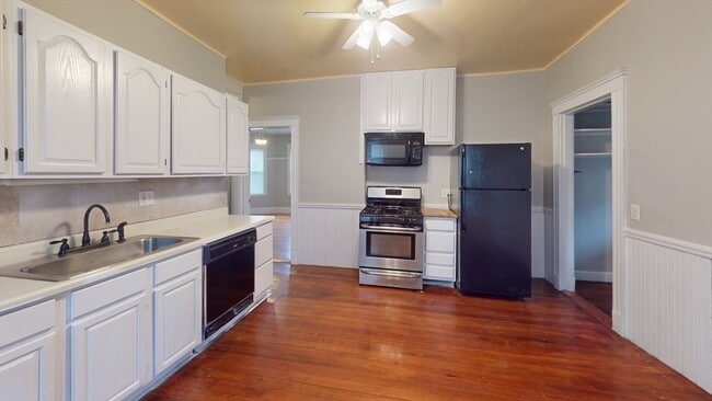 Building Photo - 8 Olmstead St Unit 2