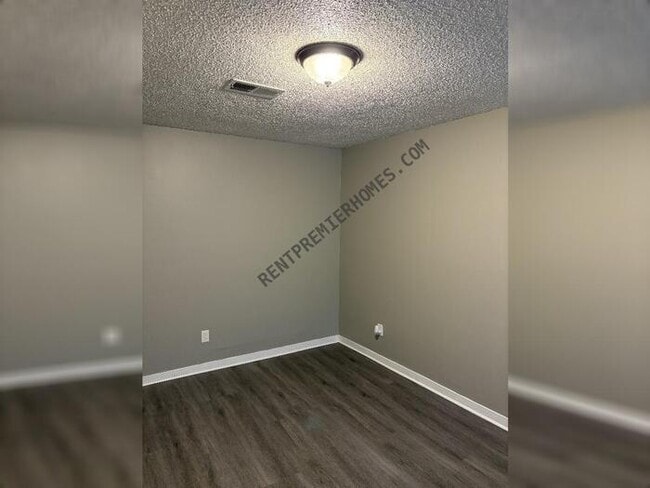 Photo - 1005 Wright St