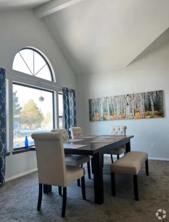 Building Photo - 7364 S Crescent Dr Rental