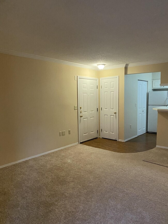Photo - 12300 Apache Ave