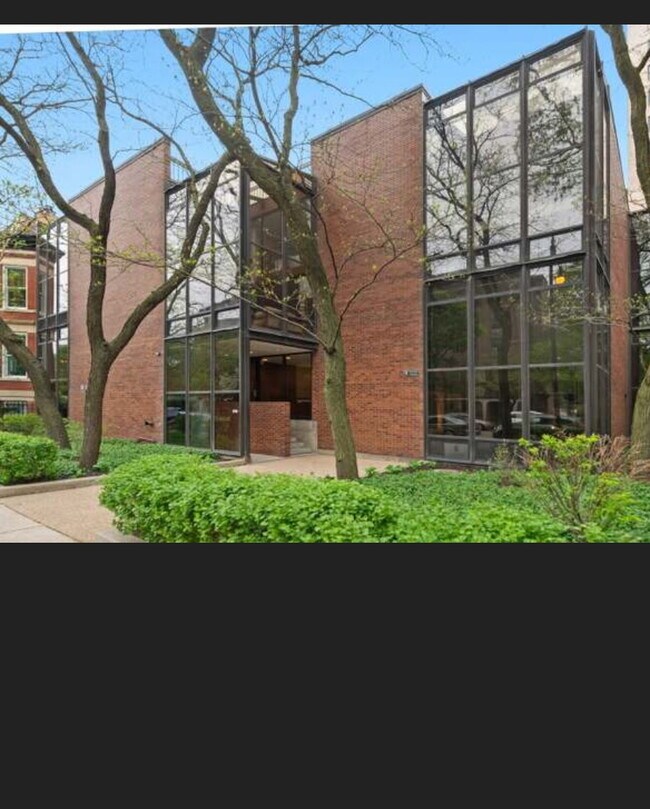 Photo - 2131 N Clark St Unit 8