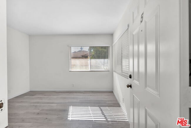 Building Photo - 7228 Allott Ave Unit 5