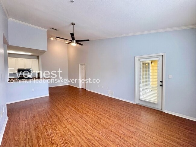 Photo - 10123 Courtney Palms Blvd Unit APT 301