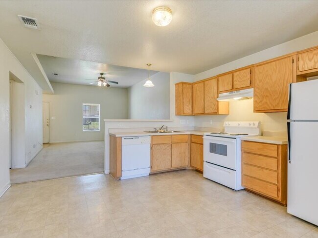 Photo - 3805 El Paso Dr Unidad A