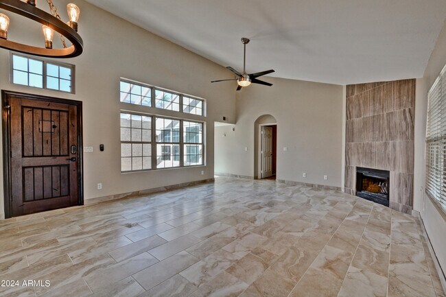 Photo - 5813 E Marconi Ave