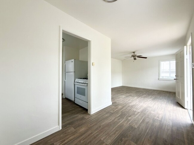 Photo - Single Level Cottage Near Downtown! Unit 318