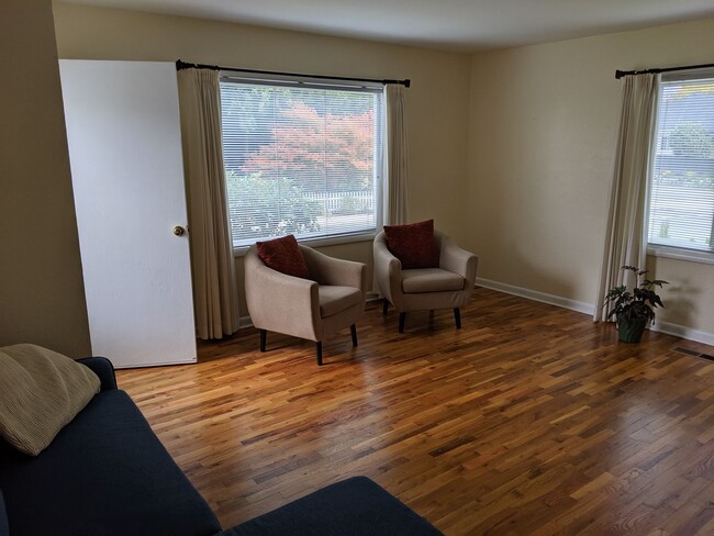 Photo - 619/621 Main St Duplex Unit 619