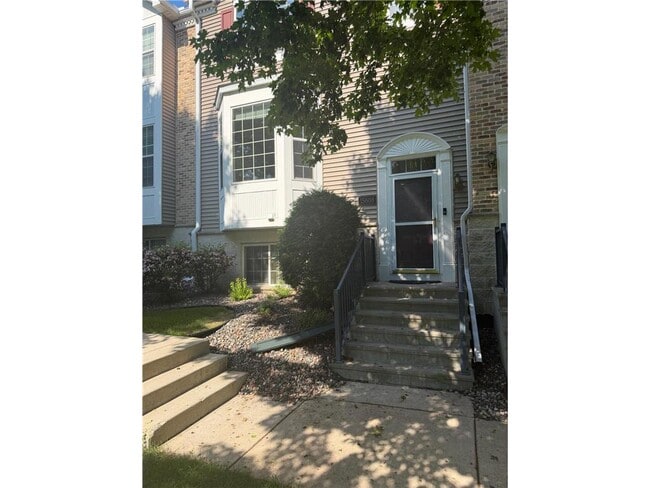 Photo - 15608 Prospect Rd