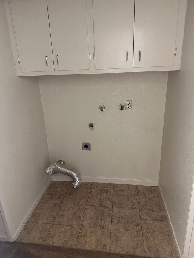 Photo - 2512 Standiford Ave Unit B