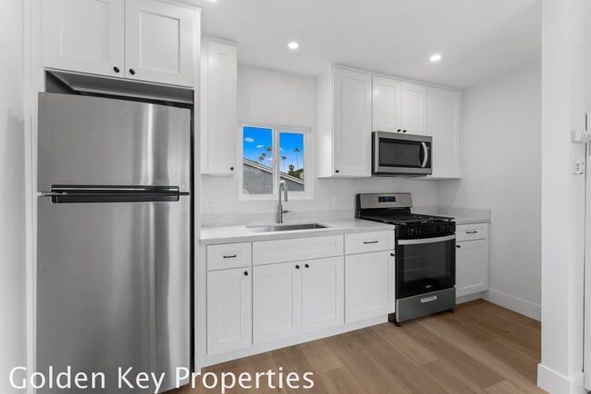 Welcome to our newly remodeled apartment i... - Welcome to our newly remodeled apartment i... Unit A