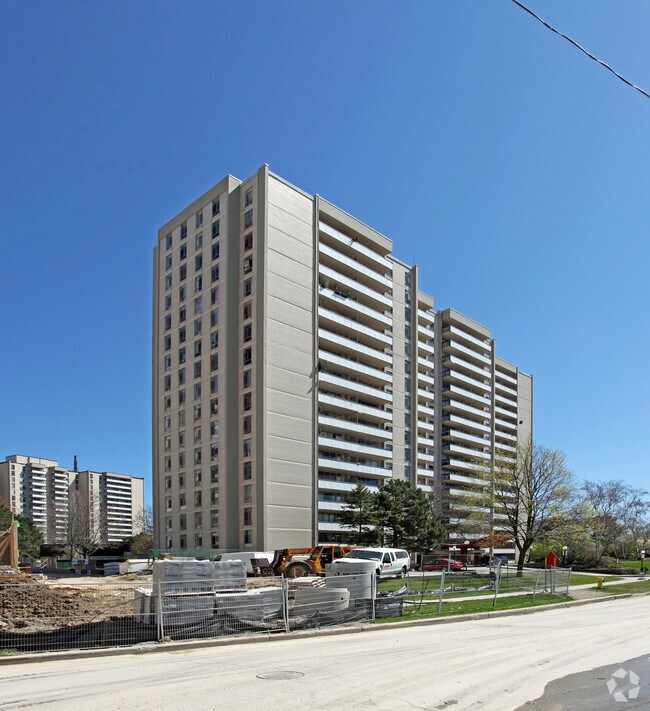 Photo - Forest Manor