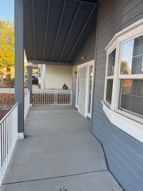 Photo - 2558 Mountain Crest