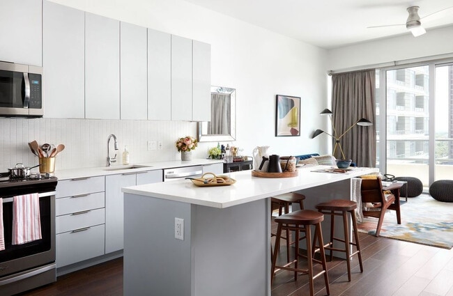 Building Photo - Ardan