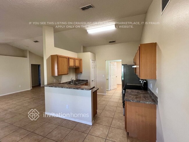 Photo - 1091 SW California Blvd