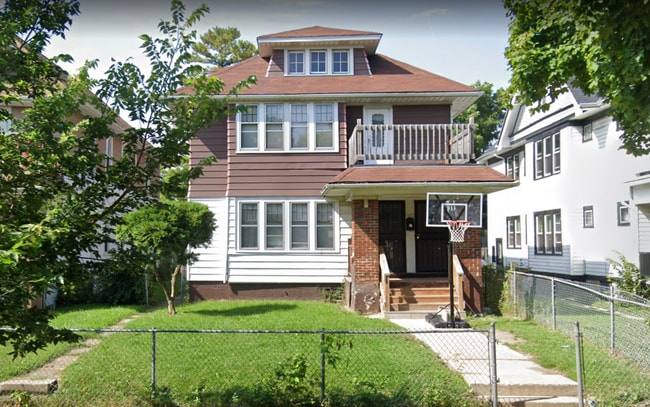 Building Photo - 3051-3053-3053 N 39th St Unit 3051